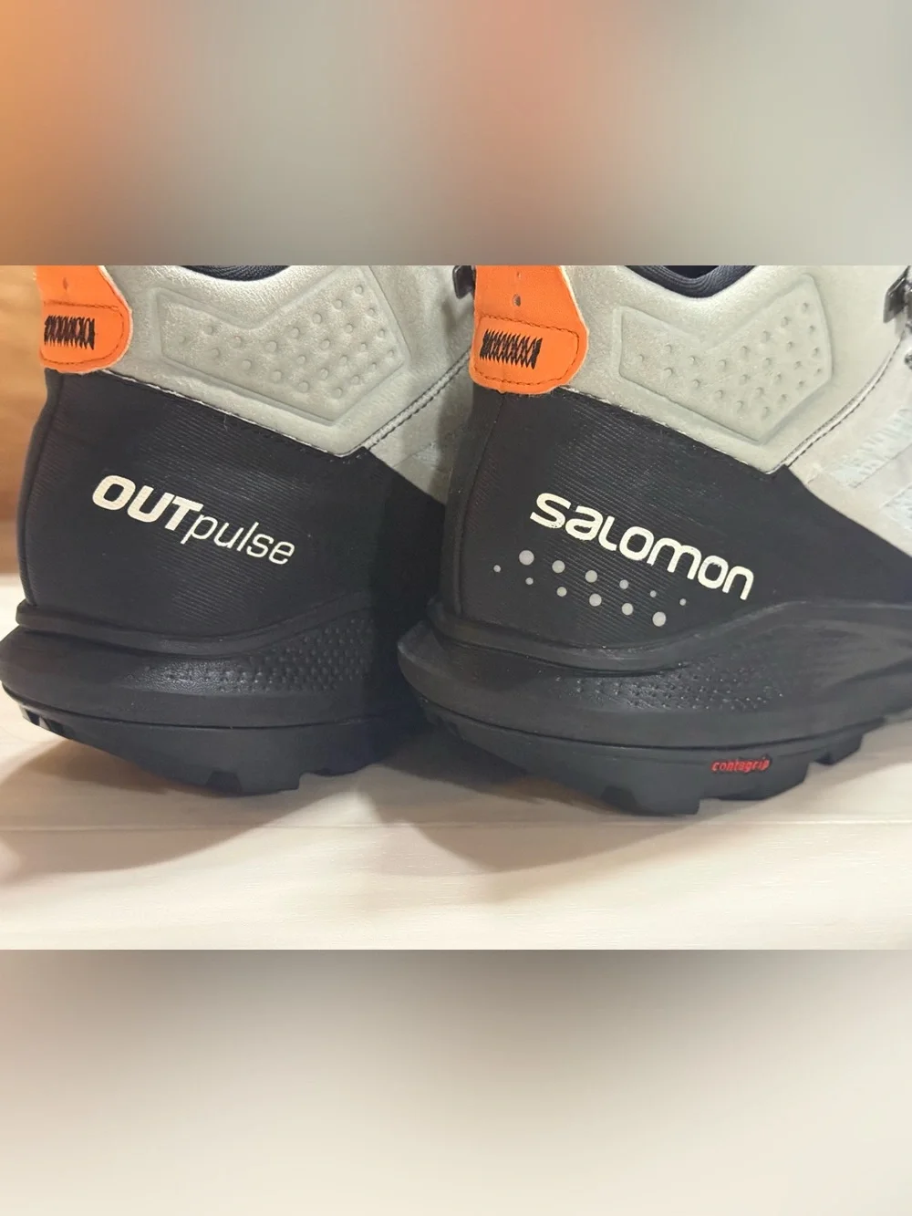 Salomon Men's Outpulse Trail Boots - size 9